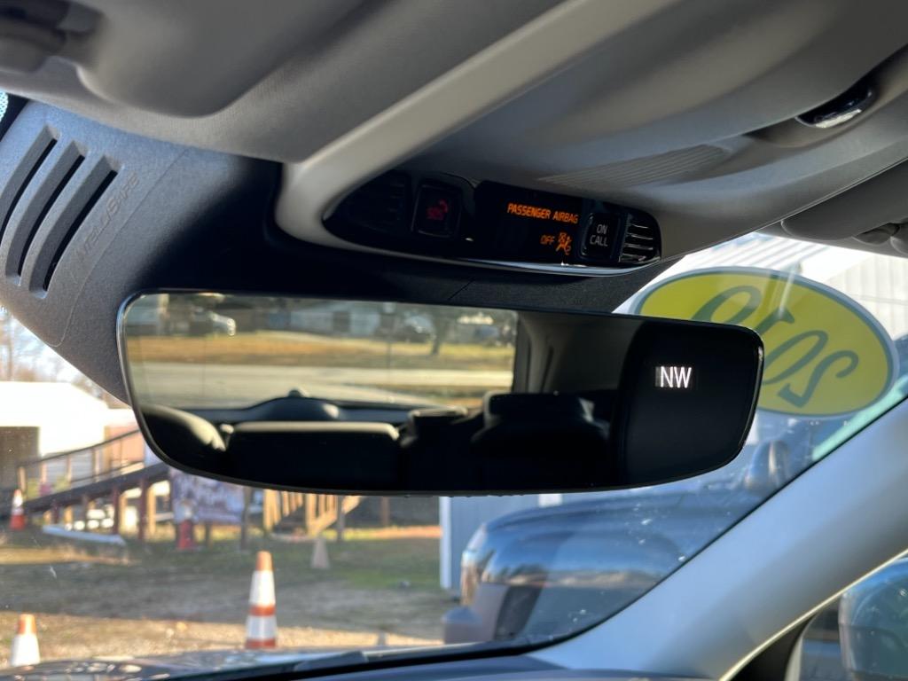 2019 Volvo XC60 Momentum's photo