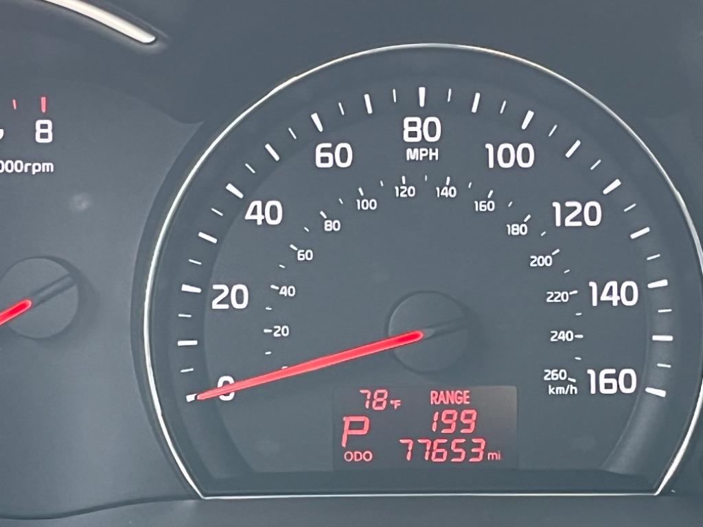 2015 Kia Sorento LX's photo